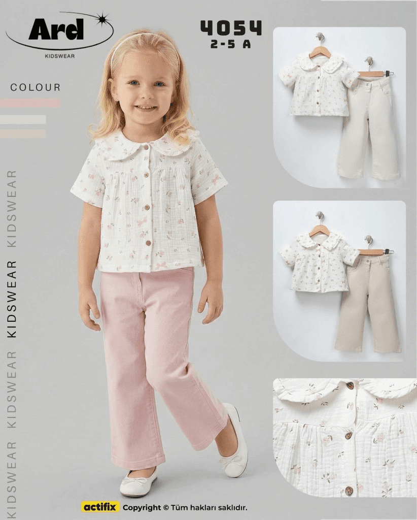 Model 4054 — Çiçek Desenli Bluz & Pantolon Takım
