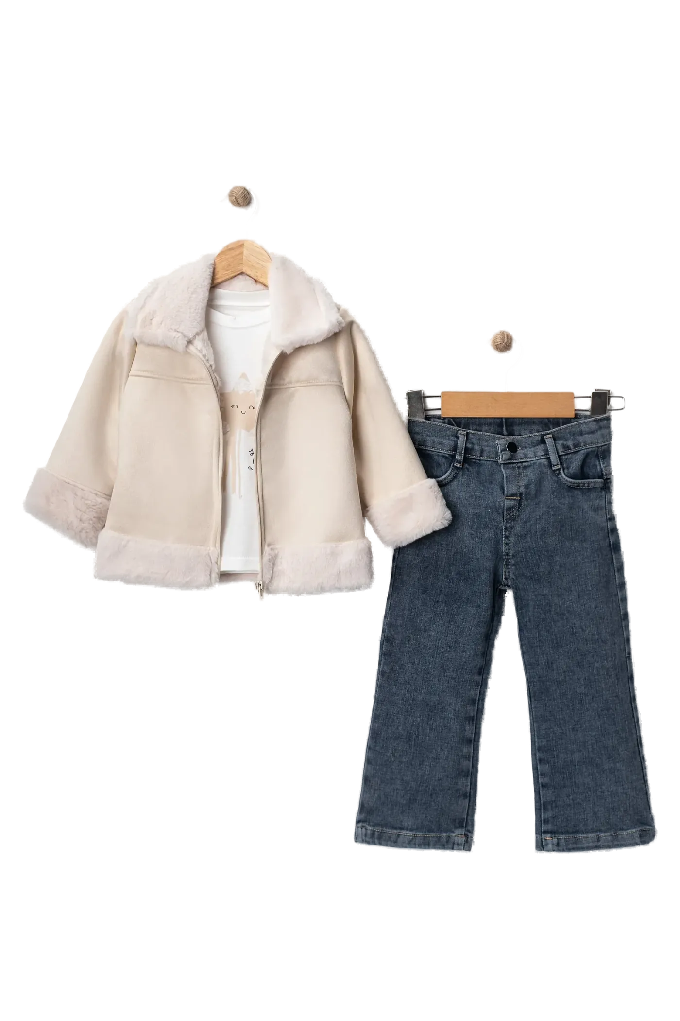 Model 4040 — Peluş ceket, tişört ve kot pantolon — Model 4040, 2–5 Yaş